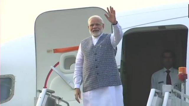 बिम्सटेक सम्मेलन के लिए काठमांडू पहुंचे मोदी